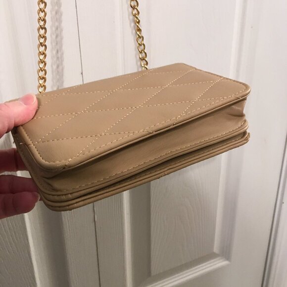 Bebe Gio Flap Tan Crossbody NWOT - Picture 5 of 12
